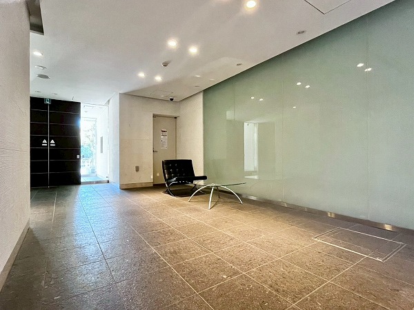 ザ・パークハウス新宿柏木 エントランス