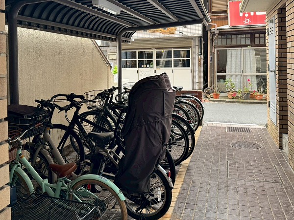 シルバープラザ白山　駐輪場