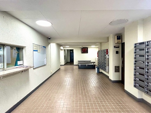 西荻台マンション エントランスホール