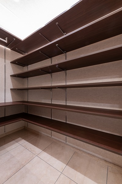 ラ・トゥール千代田_シューズインクローゼットの写真 