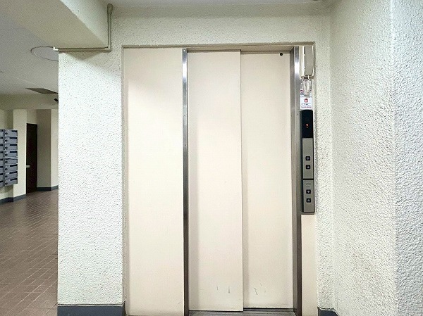 西荻台マンション エレベーター