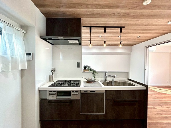 吉祥寺マンション_お洒落なキッチンの写真