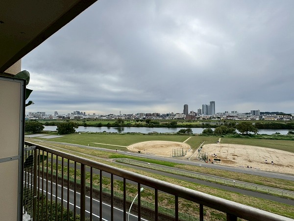 多摩川ハイム2号棟_バルコニーの写真2 