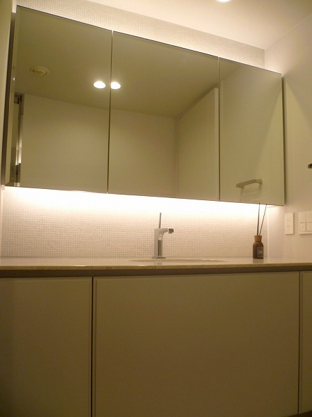 三田ガーデンヒルズ　イーストヒル_洗面化粧台の写真