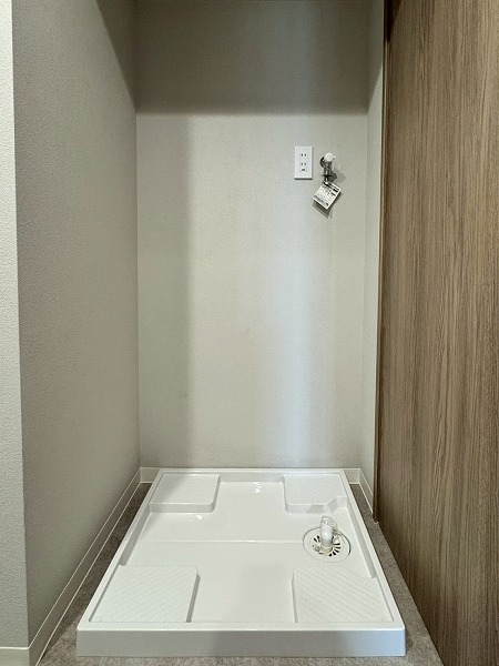 多摩川ハイム2号棟_サニタリールームの写真1 