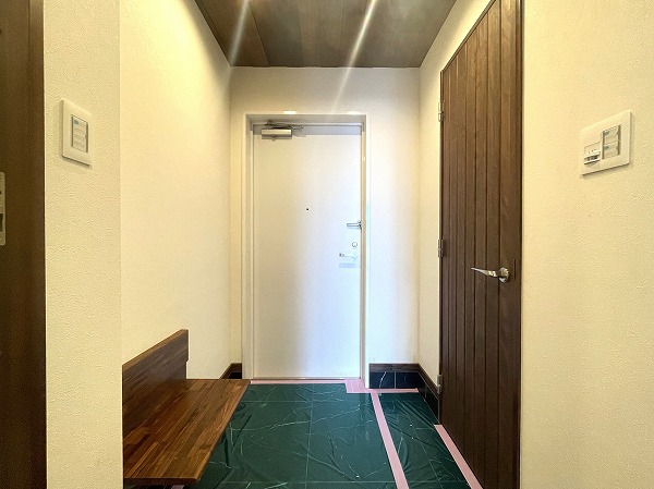 芝パークタワー_清潔感のある玄関の写真 