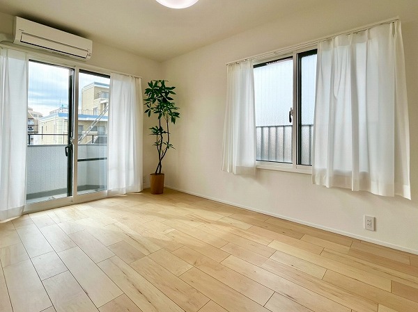 イトーピア上池台マンション_日当たり良好な洋室の写真