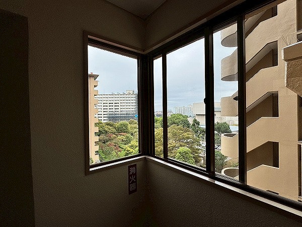 多摩川ハイム2号棟 内廊下