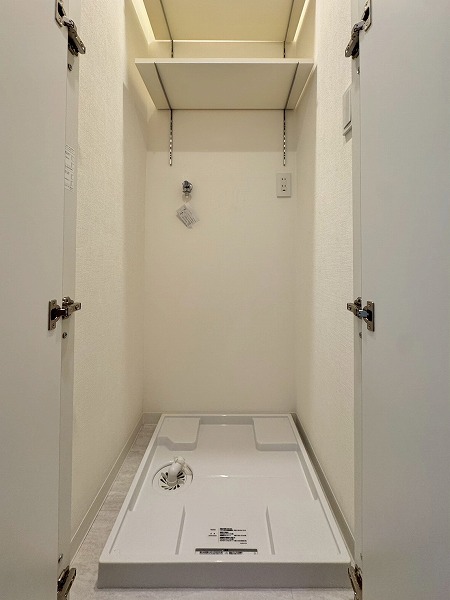 スタジオエアー白金_洗濯機置き場の写真