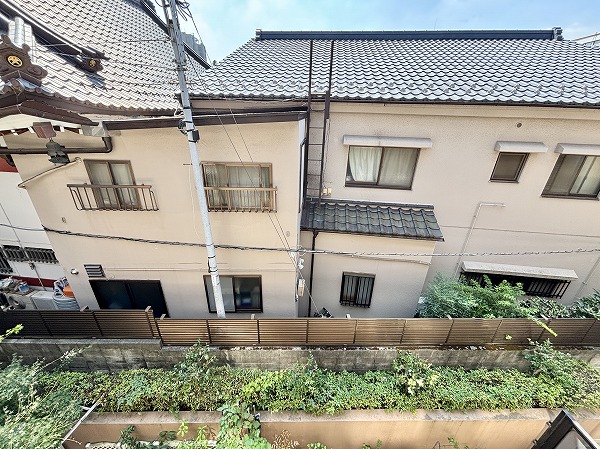 ダイアパレス四谷三丁目_下を見た時の眺望の写真