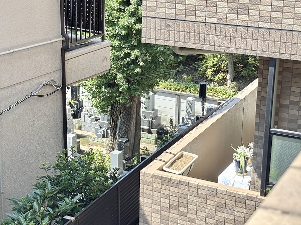 ダイアパレス四谷三丁目_お墓の写真