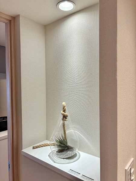 ブランズ池袋立教南_リノベーション済みの廊下の写真
