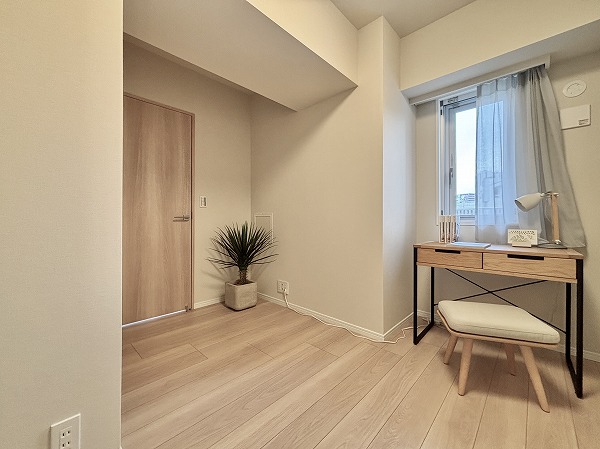 ブランズ池袋立教南_仕事部屋にピッタリな洋室の写真2