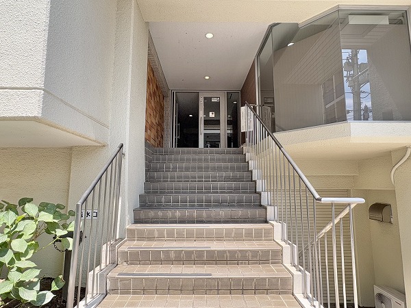 迦葉武蔵野第3マンション アプローチ