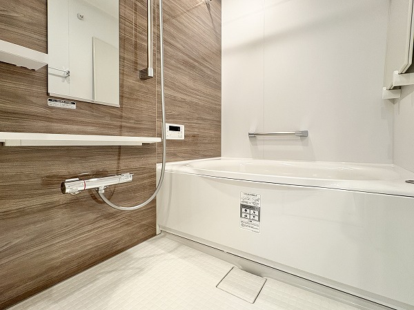 ドミール烏山_お洒落なバスルームの写真