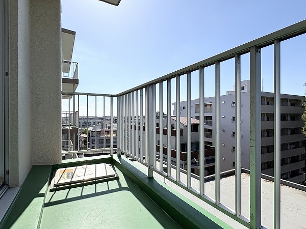 ドミール烏山_バルコニーの写真1