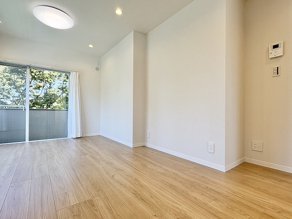 ドミール烏山_広々したLDKの写真