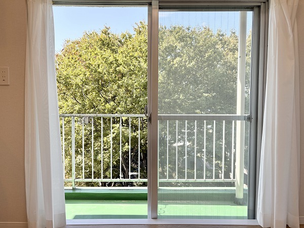 ドミール烏山_窓の写真