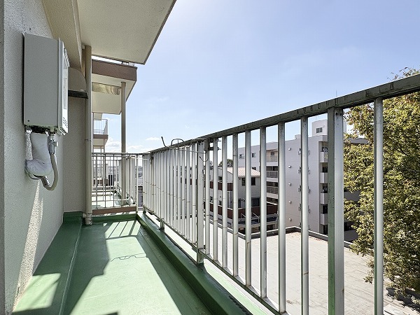 ドミール烏山_バルコニーの写真5