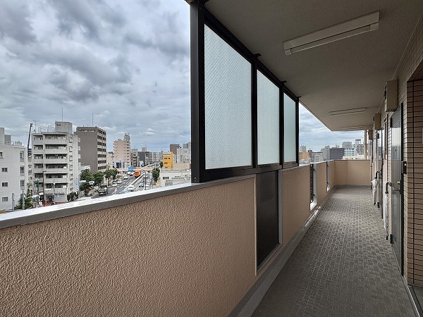 朝日プラザ旗の台　外廊下