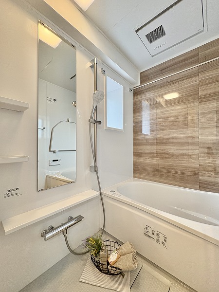 朝日プラザ旗の台_浴室乾燥機付きバスルームの写真 