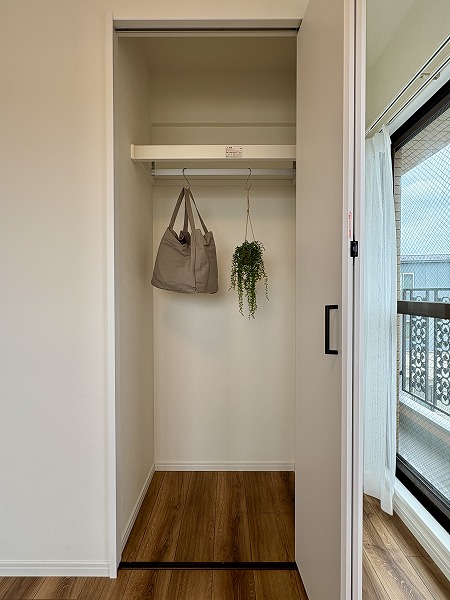 朝日プラザ旗の台_洋室のクローゼットの写真 