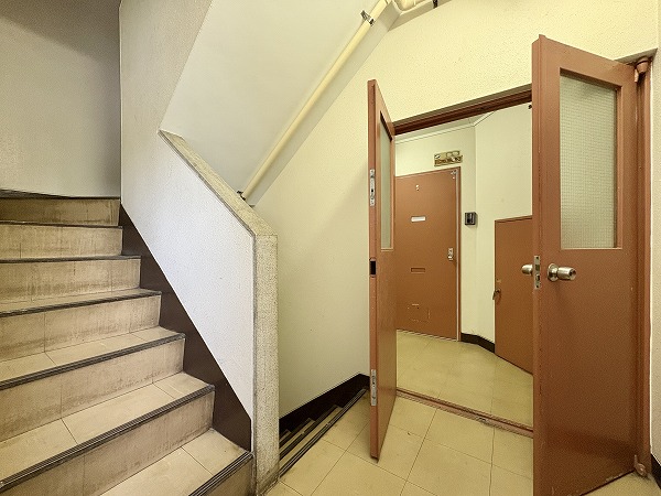 高輪マンション エレベーターホール(2F以上)