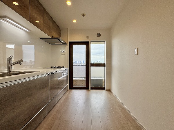 マンション雪谷テラス_独立性の高いキッチンスペースの写真