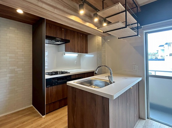 エスカイア高田馬場_広々使えるキッチンの写真