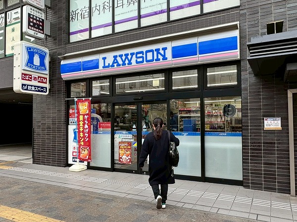 ローソン 東新宿明治通店