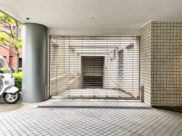 芝パークタワー　駐車場