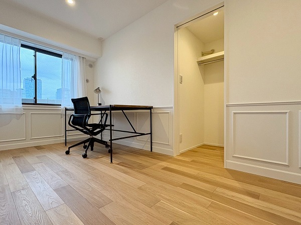 クレッセント渋谷神泉_5.8帖の洋室の写真