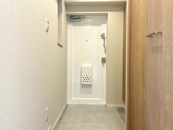 メゾン西永福_玄関の写真1