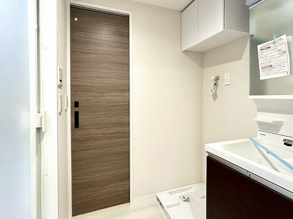 グリーンコート西荻窪_清潔感のあるサニタリールームの写真