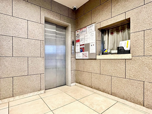 目黒ハイツ　エレベーターホール