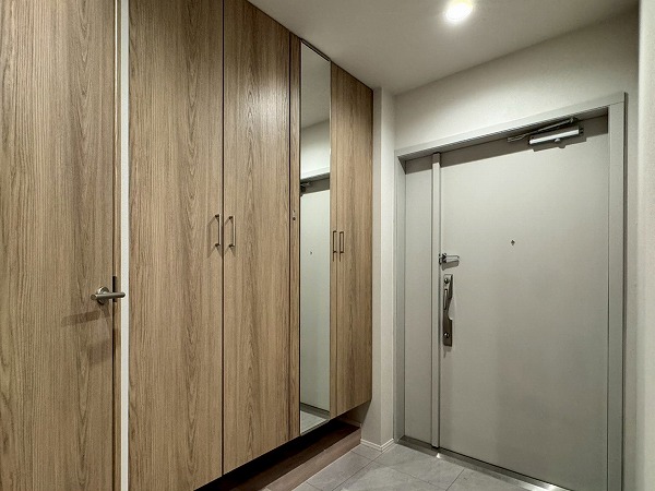 多摩川ハイム2号棟_玄関の写真 