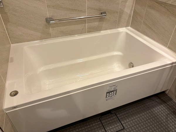 テラス渋谷美竹_広々としたバスタブの写真