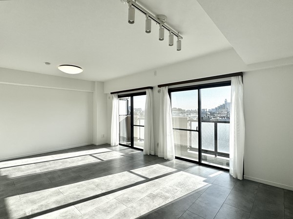 グランパーク深沢_メインルームの写真