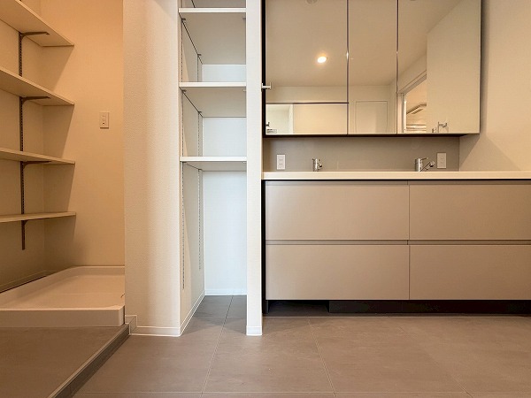 豊栄平町マンション_サニタリールームの写真