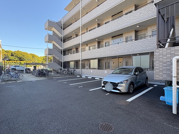 パルミナード森ヶ崎公園　駐車場