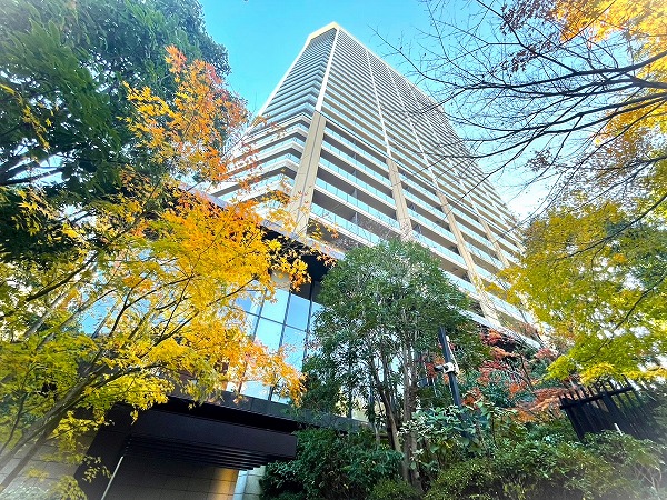 グランドメゾン白金の杜ザ・タワー　外観2