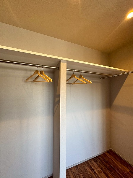 ドルフ都立大_ウォークインクローゼットの写真