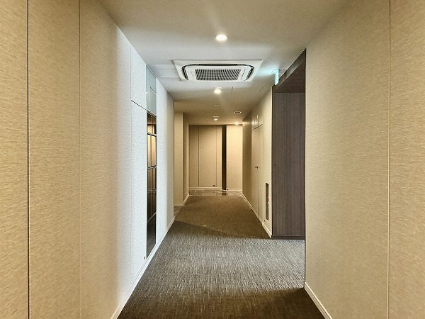 パークタワー芝公園 内廊下