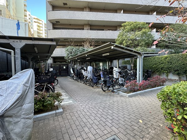 三田シティハウス　駐輪場