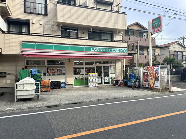 ローソンストア100