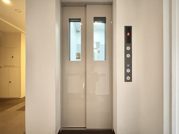 グランスイート世田谷桜丘 エレベーター