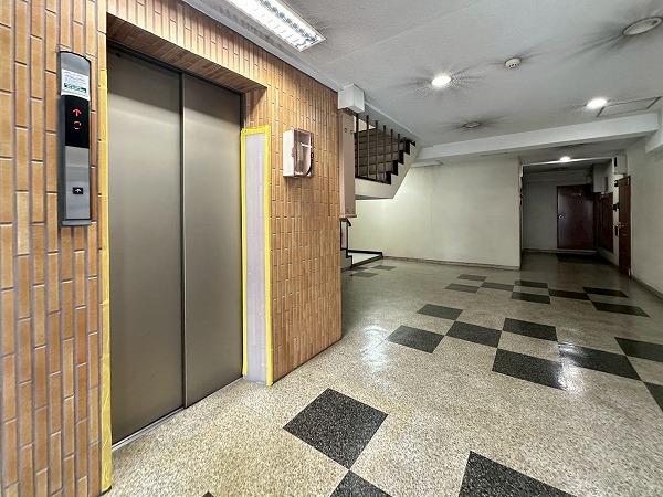 豊栄平町マンション エレベーター