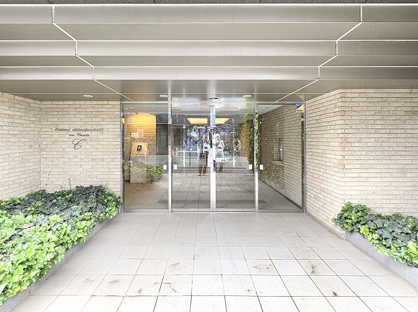 クレッセント千歳船橋 in TASTE　アプローチ