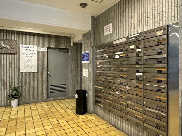 カルム赤坂　ポスト