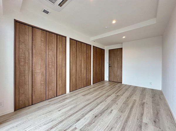 代官山アドレスザ・タワー_洋室内のクローゼットの写真